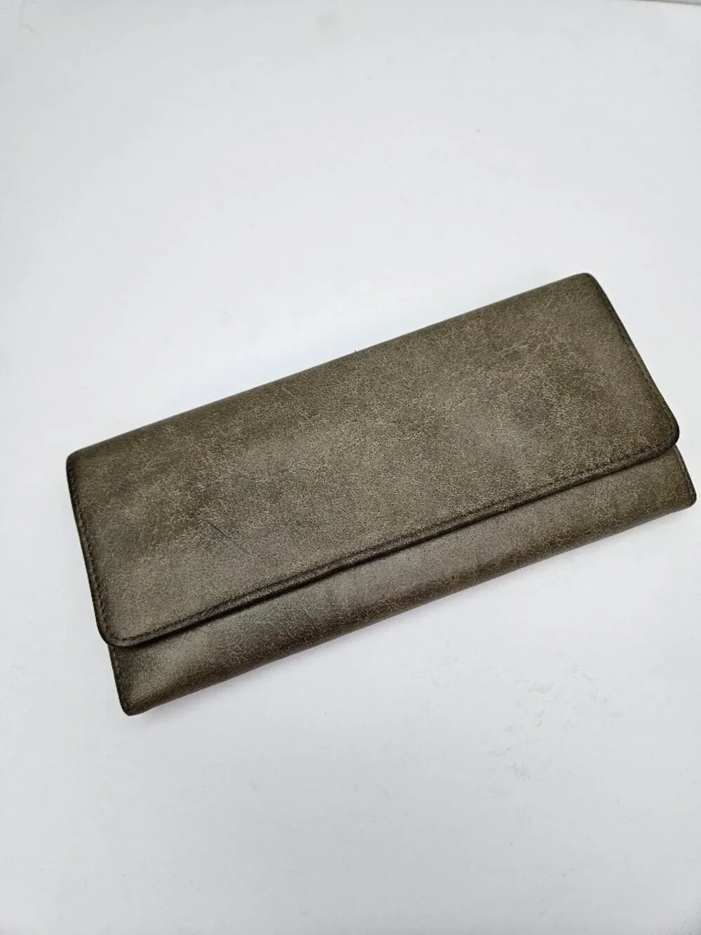 HOBO The Original Sadie Trifold Mushroom/Taupe Leather Wallet